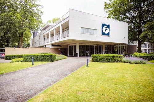 Внешний вид отеля Fletcher Hotel-Restaurant Amersfoort в Амерсфорте