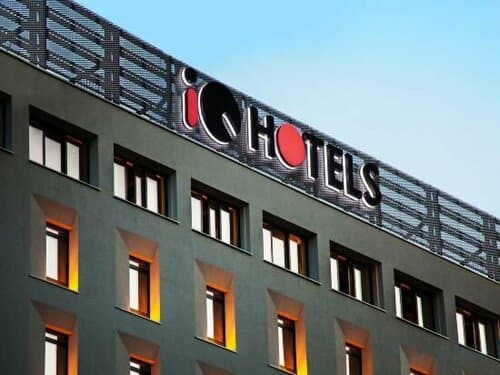 Внешний вид отеля IQ Hotel Milano