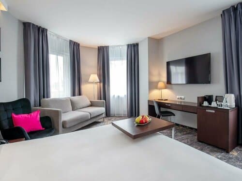 Внешний вид отеля Mercure Warszawa Airport в Варшаве