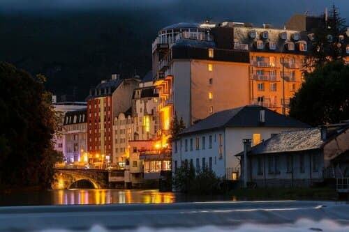 Внешний вид отеля The Originals City, Hôtel Astoria Vatican, Lourdes в Лурде