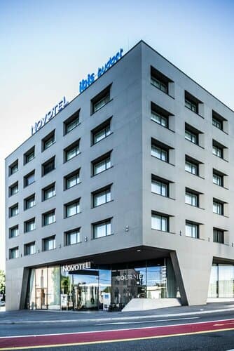 Внешний вид отеля Novotel Basel City в Базели