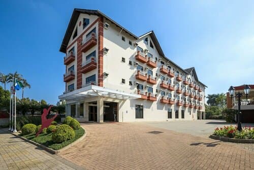 Внешний вид отеля Hotel Plaza Norte