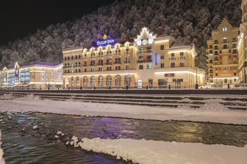 Внешний вид отеля Tulip Inn в Эстосадке