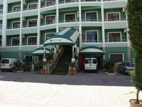 Внешний вид отеля Hotel Vivas