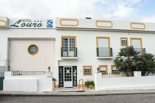 Внешний вид отеля Hotel Louro в Обидуше