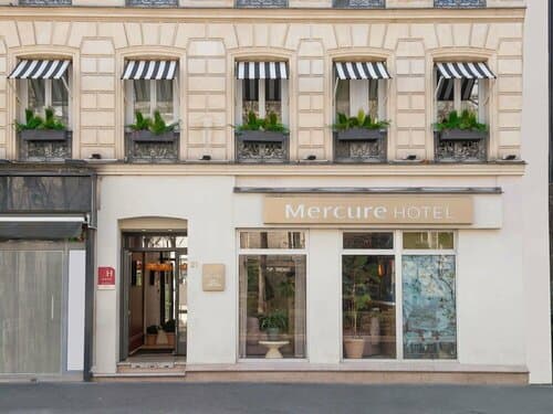 Внешний вид отеля Mercure Paris Pigalle Sacre-Coeur в Квартире Сен-Жорже