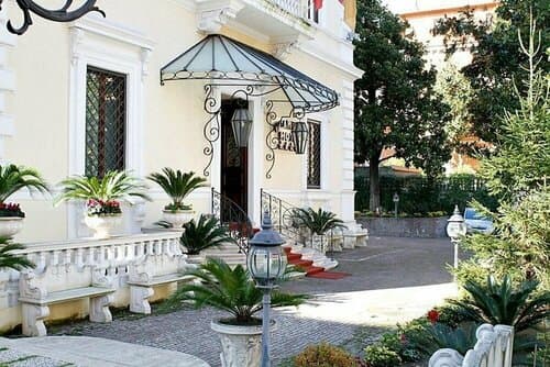 Внешний вид отеля Villa Pinciana