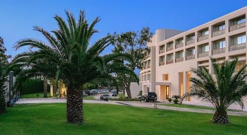 Внешний вид отеля Plaza Resort Hotel