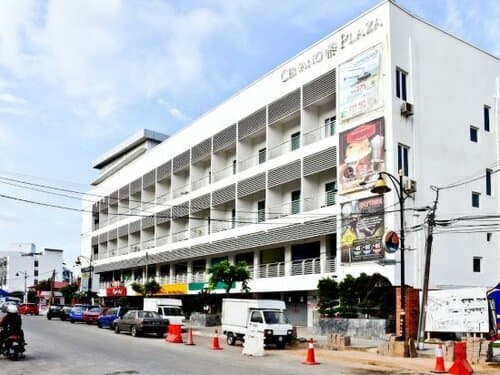 Внешний вид отеля Cenang Plaza Beach Hotel