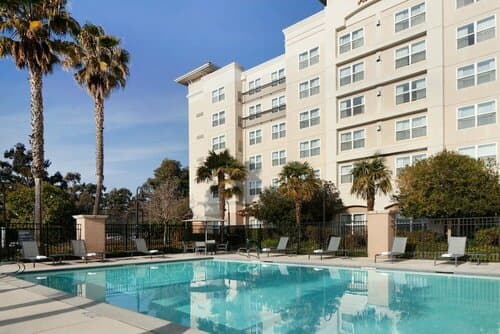 Внешний вид отеля Residence Inn by Marriott Newark Silicon Valley