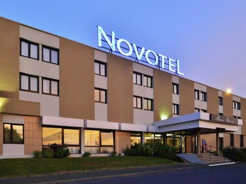 Внешний вид отеля Novotel Bayeux