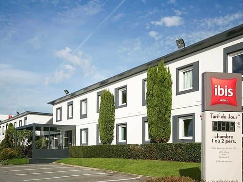 Внешний вид отеля Ibis Saint-Malo Madeleine в Сен-Мале