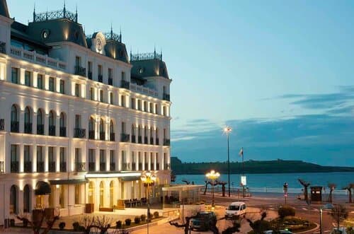 Внешний вид отеля Gran Hotel Sardinero в Сантандере