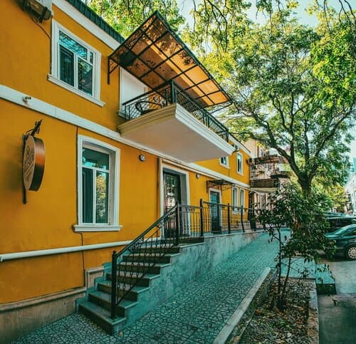 Внешний вид отеля Hillside City Center Hotel