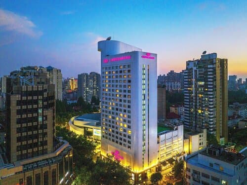 Внешний вид отеля Crowne Plaza Hotel Shanghai, an Ihg Hotel