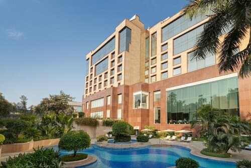 Внешний вид отеля Sheraton New Delhi Hotel в Делях
