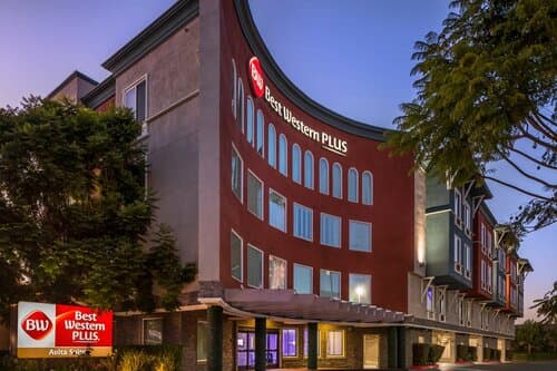 Внешний вид отеля Best Western Plus Avita Suites