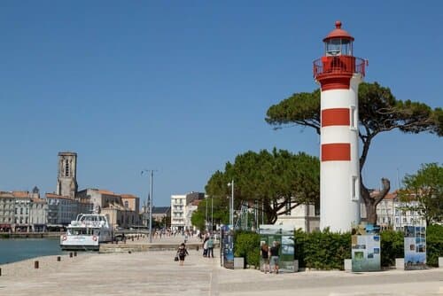 Внешний вид отеля Hôtel La Tour de Nesle La Rochelle Vieux Port в Ле Рошели