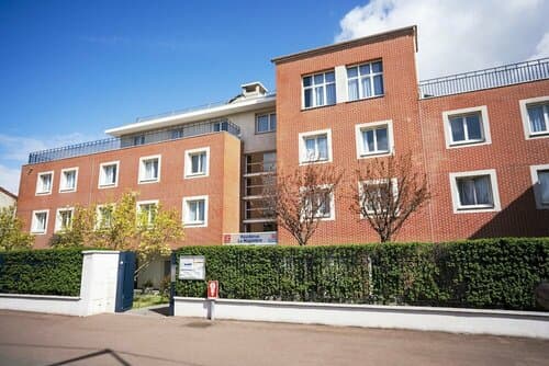 Внешний вид отеля Sejours & Affaires Creteil Le Magistere в Валь-де-Марне