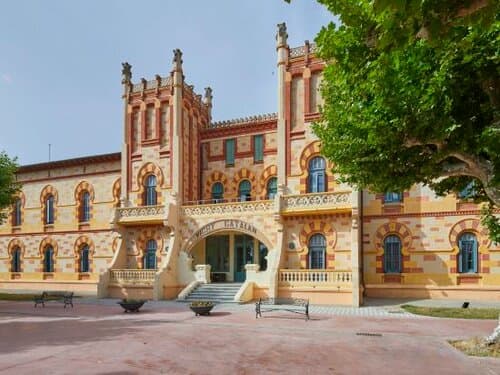 Внешний вид отеля Balneari Vichy Catalan в Кальдес-де-Малавелье