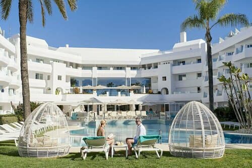 Внешний вид отеля Iberostar Selection Marbella Coral Beach в Марбелье