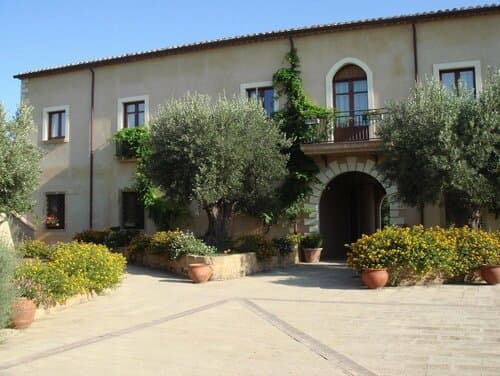 Внешний вид отеля Fattoria Il Borghetto