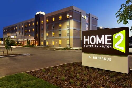 Внешний вид отеля Home2 Suites by Hilton West Edmonton, Alberta, Canada
