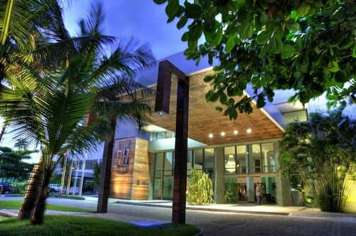 Внешний вид отеля Ritz Lagoa Da Anta в Масейо