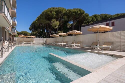 Внешний вид отеля Hotel Picobello в Езоле