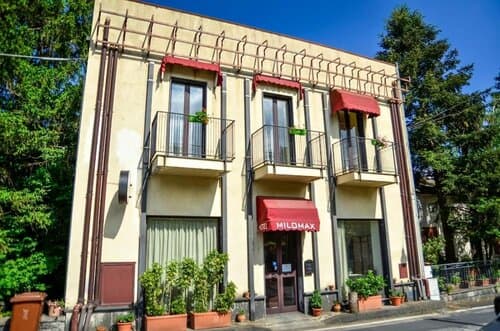 Внешний вид отеля Hotel Milomax