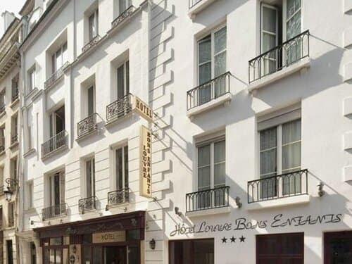 Внешний вид отеля Hotel Louvre Bons Enfants в Квартале Пале-Рояле
