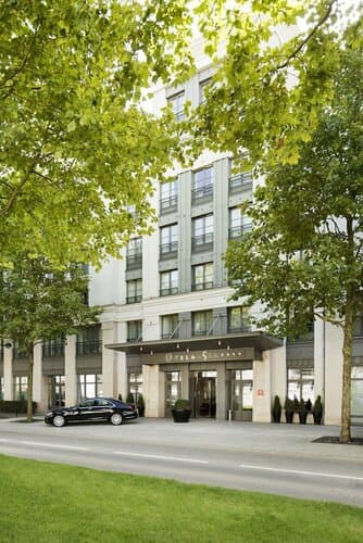 Внешний вид отеля Relais SPA Val d'Europe