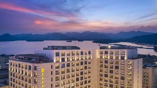 Внешний вид отеля Midtown Shangri-La, Hangzhou в Ханчжоу