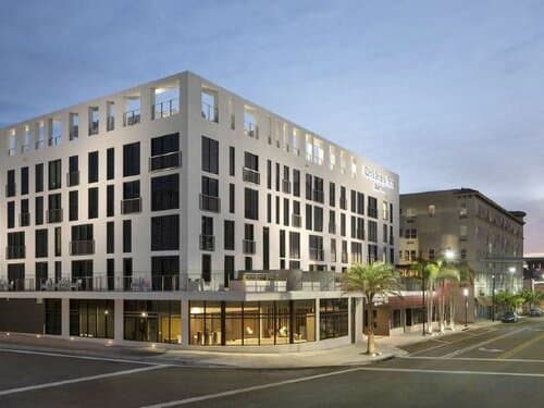 Внешний вид отеля Residence Inn by Marriott Miami Beach South Beach в Майами-Бич