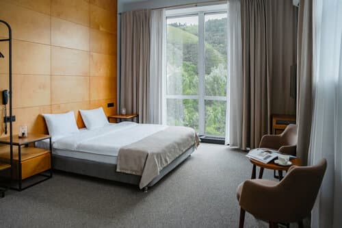 Внешний вид отеля Пилларс в Красноярске