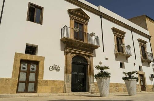 Внешний вид отеля Hotel Carmine в Марсале