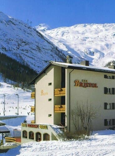 Внешний вид отеля Hotel Bristol