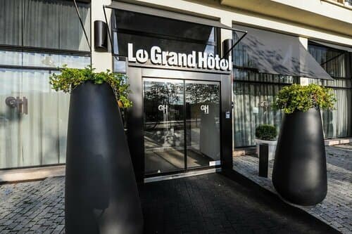 Внешний вид отеля Le Grand Hotel Strasbourg в Трибунал-Гар-Порте де Ширмеке