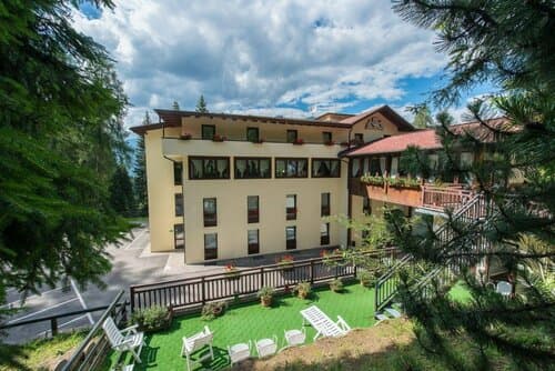Внешний вид отеля Hotel Derby