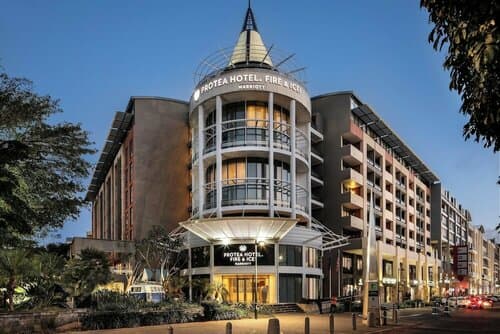 Внешний вид отеля Protea Hotel Fire & Ice! by Marriott Durban Umhlanga Ridge