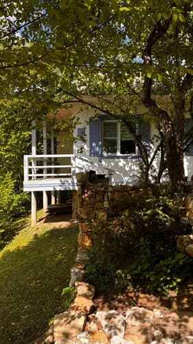 Внешний вид отеля ВиллаЛила в Апшеронском районе