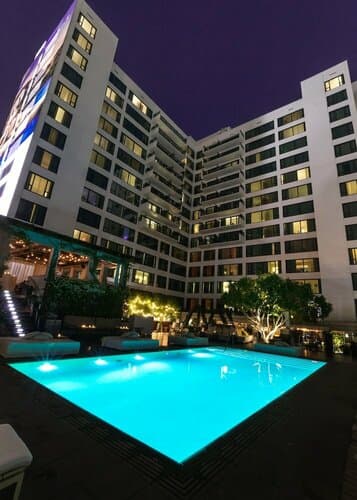 Внешний вид отеля Mondrian Los Angeles