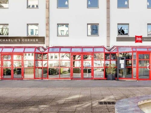 Внешний вид отеля Ibis Nanterre La Défense