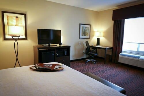 Внешний вид отеля Hampton Inn Union City