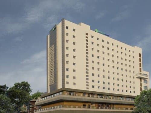 Внешний вид отеля Holiday Inn Express Gurugram Sector 50, an Ihg Hotel в Гургаоне