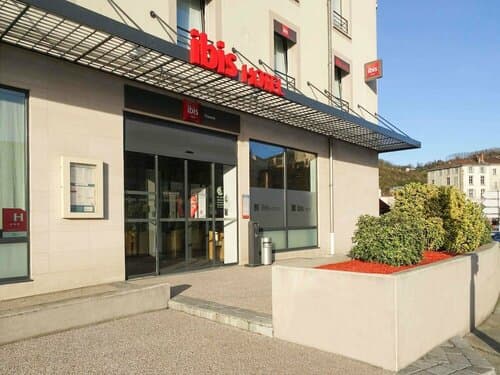 Внешний вид отеля Hôtel ibis Lyon Sud Vienne Saint Louis в Изере