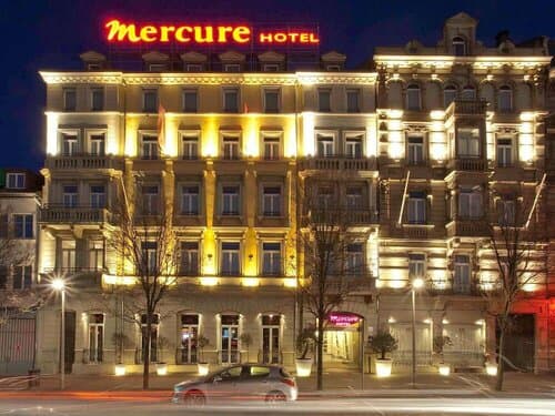 Внешний вид отеля Mercure Strasbourg Centre Gare Hotel в Трибунал-Гар-Порте де Ширмеке