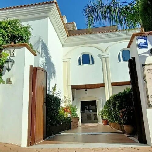 Внешний вид отеля La Luna Blanca