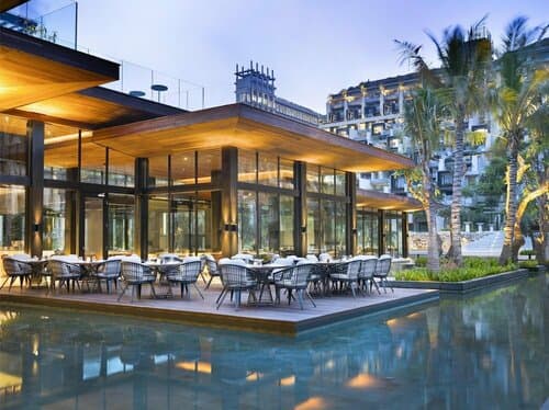 Внешний вид отеля The Apurva Kempinski Bali
