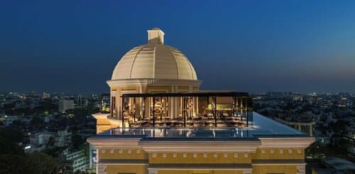 Внешний вид отеля The Residency Towers